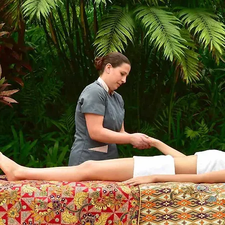 Ξενοδοχείο με διαμερίσματα Pestana Casino 4*