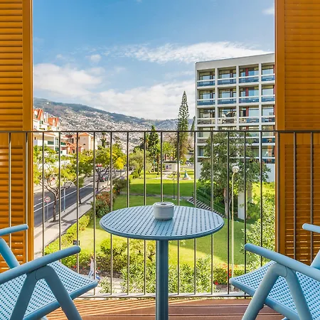 Pestana Casino Апарт-отель