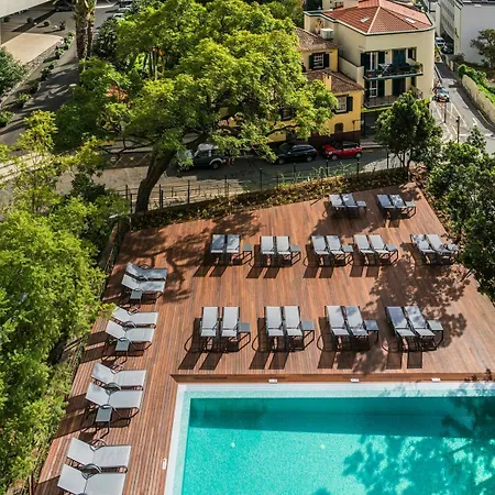 Aparthotel Pestana Casino 4*