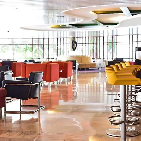Pestana Casino Hotel apartamentowy Funchal (Madeira)
