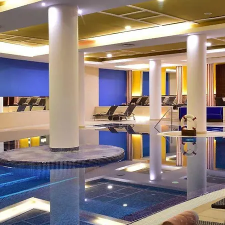 Appart hôtel Pestana Casino 4*