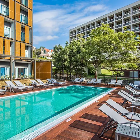 Pestana Casino Hotel apartamentowy Funchal (Madeira)