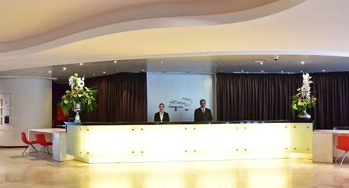 Lägenhetshotell Pestana Casino Funchal (Madeira)